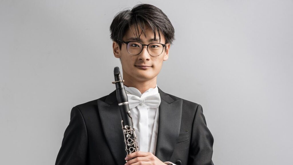 74 lyunta kobayashi laffitau100~ v sr 169 1440